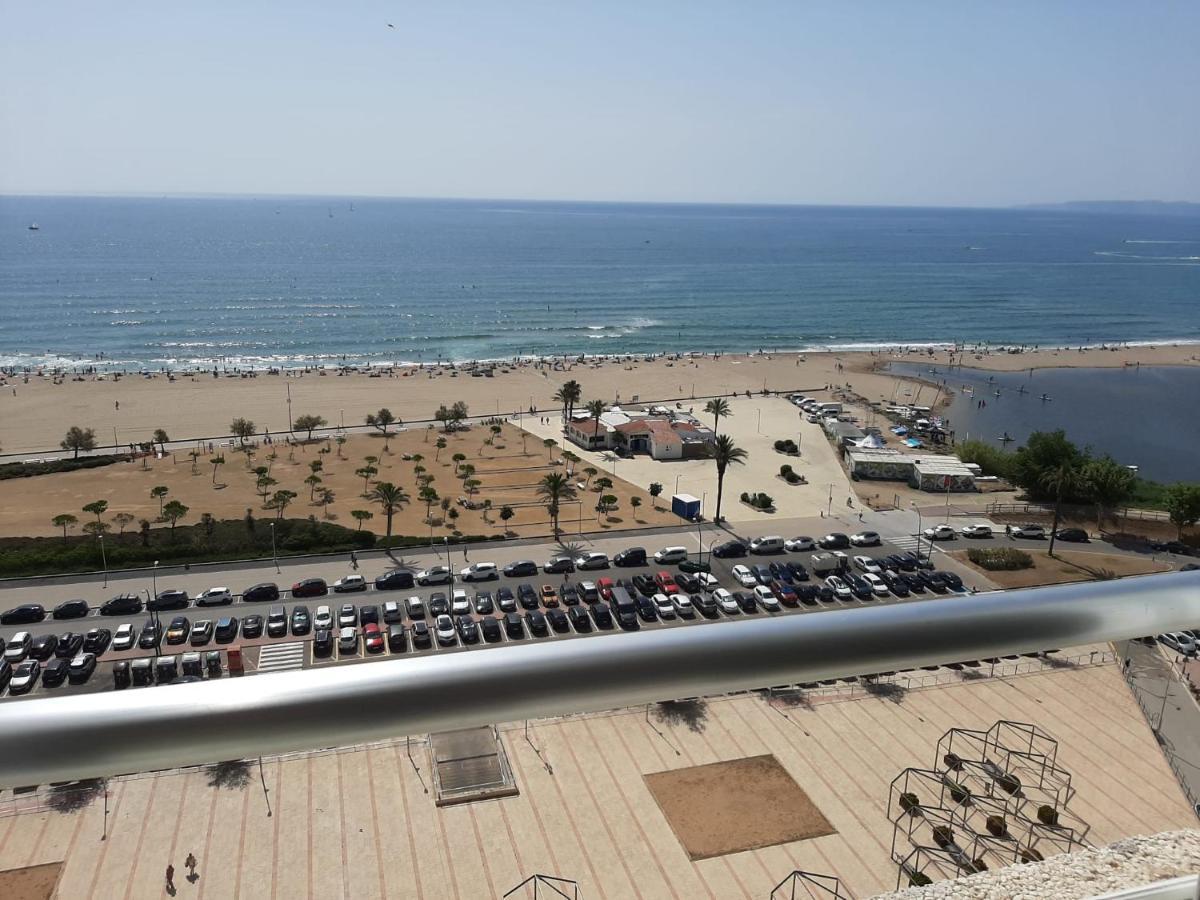 Estudio En Primera Linea De Mar Empuriabrava Ngoại thất bức ảnh
